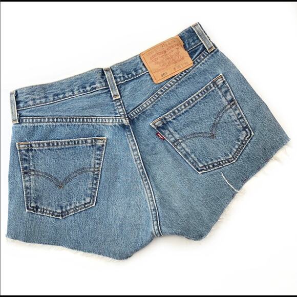 Reformation Embroidered Vintage Levi's 501 Shorts - Picture 4 of 9